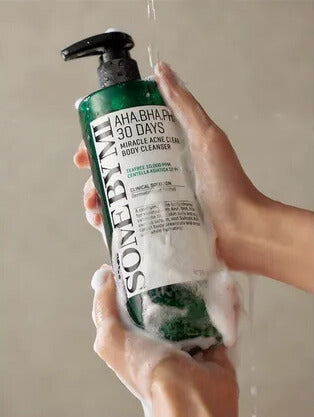 SOME BY MI - AHA, BHA, PHA 30 Days Miracle Acne Clear Body Cleanser 400ml GLŌZIO
