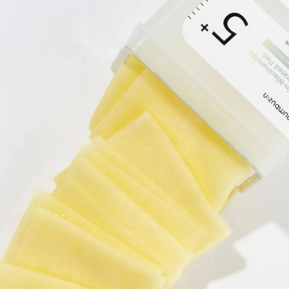 Numbuzin - No.5 Vitamin-Niacinamide Concentrated Pad 70 PADS GLŌZIO